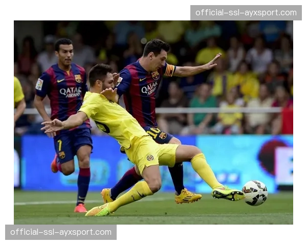 比利亚雷亚尔3-1塞维利亚,丹朱马上演帽子戏法 比利亚雷亚尔3-1塞维利亚,丹朱马上演帽子戏法