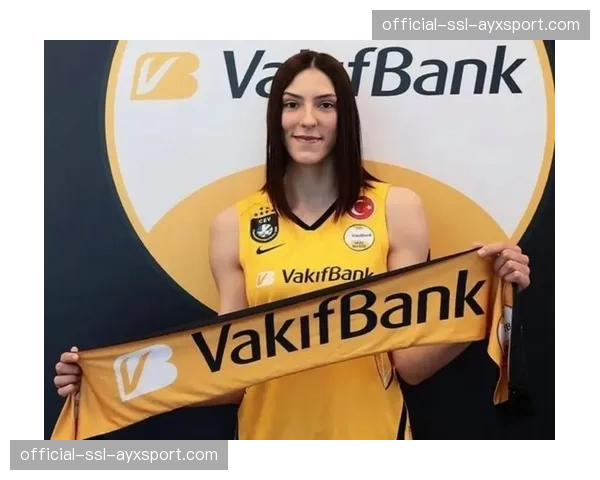 官方:土耳其瓦基弗银行俱乐部宣布,与塞尔维亚接应博斯科维奇续约至2028年 官方:土耳其瓦基弗银行俱乐部宣布,与塞尔维亚接应博斯科维奇续约至2028年